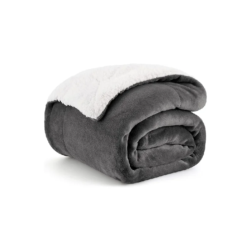 - Smart cat litter box with automatic cleaningFLEECE BLANKET BAO 11