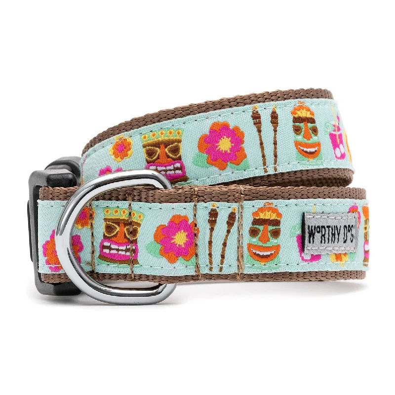  . **Pet comb to remove loose hair**Tiki Time Dog Collar