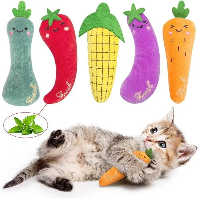  -Anti-scratch sofa protective coverKUTKUT 5Pcs Bite Resistant Catnip Toys, Farm Theme Catnip Toys Filled Cat Teething Chew Toy, Interactive Kitten Exercise Kicker Toys for Indoor Cats, Cat Pillow Toys