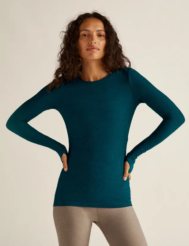 Featherweight Classic Crew Pullover